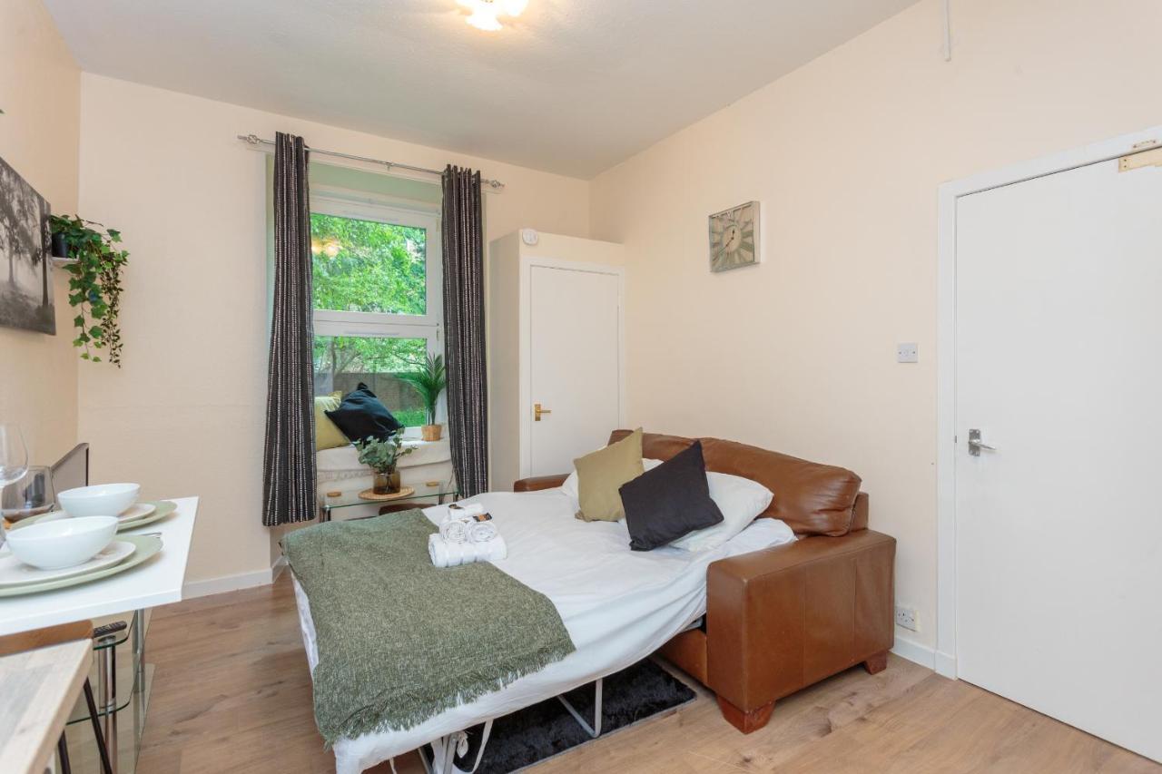 Cozy 1B Groundfloor - 8 Minute From City Centre Единбург Екстериор снимка