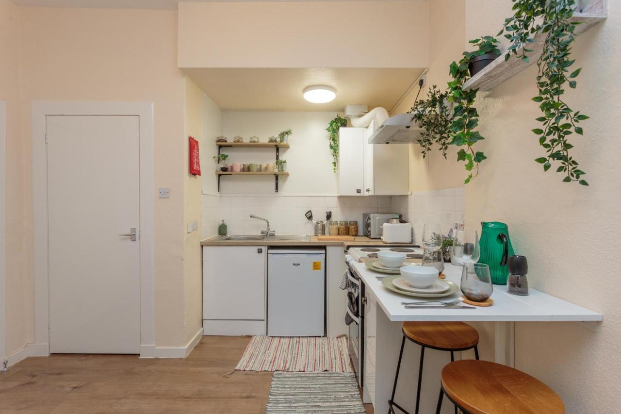 Cozy 1B Groundfloor - 8 Minute From City Centre Единбург Екстериор снимка