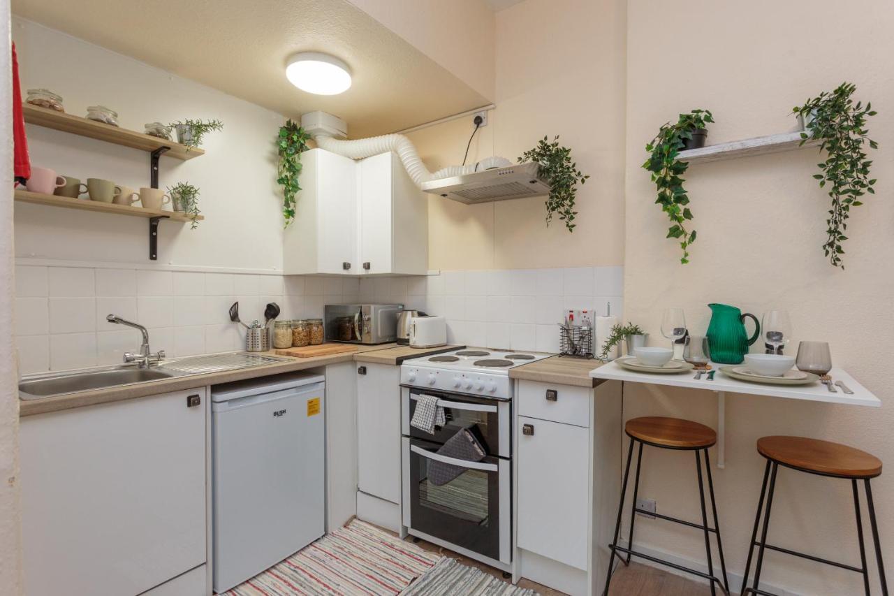 Cozy 1B Groundfloor - 8 Minute From City Centre Единбург Екстериор снимка